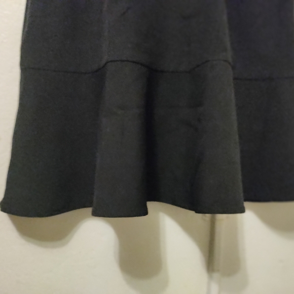 NWT Banana Republic Black Skater Skirt with Belt/Bow - Picture 3 of 5